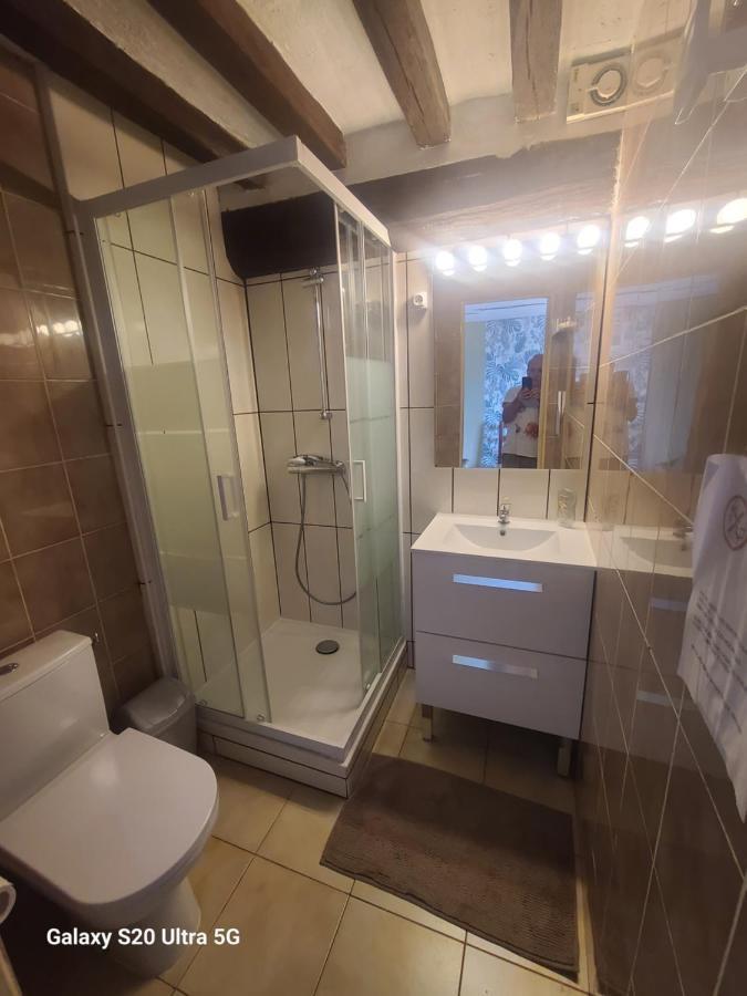 Les Chambrees Du Bac Hotel Charly-sur-Marne Exterior foto